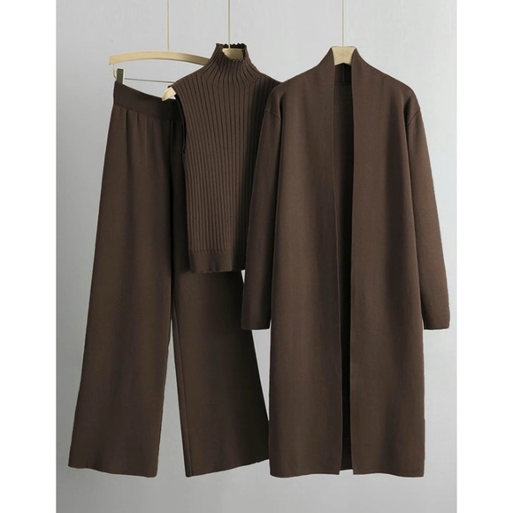Elegant Brown Women's Pants & Jumpsuit Set - Picture 1 of 5